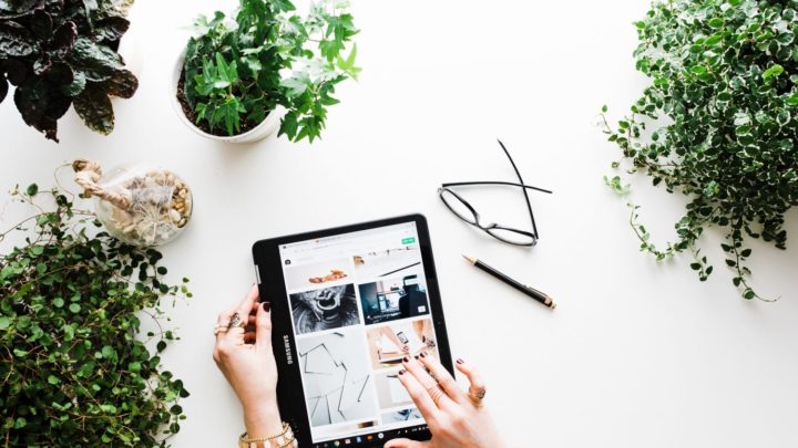 Image for How to level up your e-commerce customer service with SMS