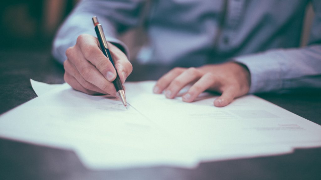 Image for How to write an apology letter, email, and text message